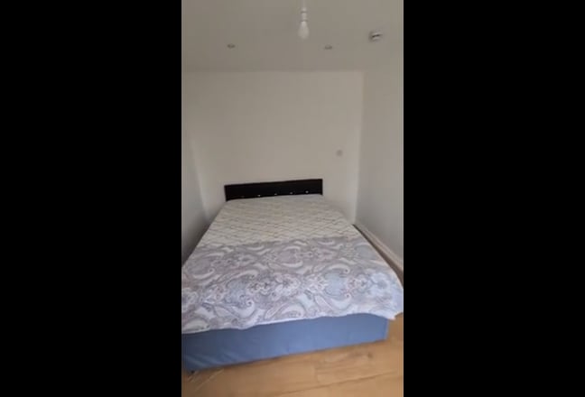 🛏️ Large Ensuite Room to Let in - Wembley Park Main Photo