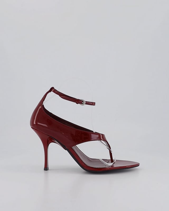 YSABELA / Red Patent