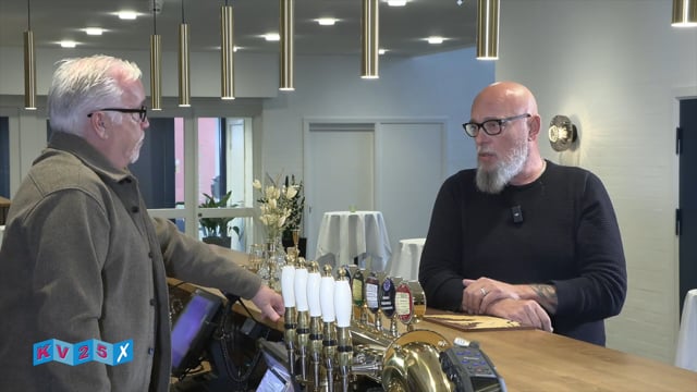 8 Stabilt Demokrati - Christian Simonsen