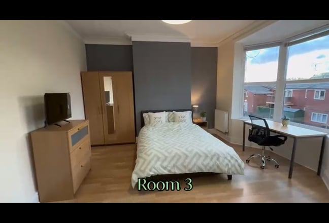 Whitworth Park/Rusholme £710 to 750 bills included Main Photo