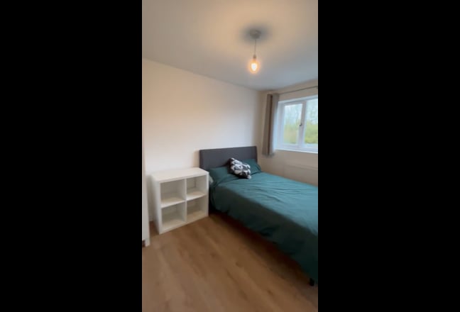 Refurbished Modern Double Room Main Photo