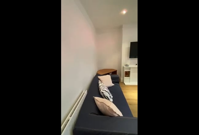 Double room, Tenancy Takeover  Main Photo