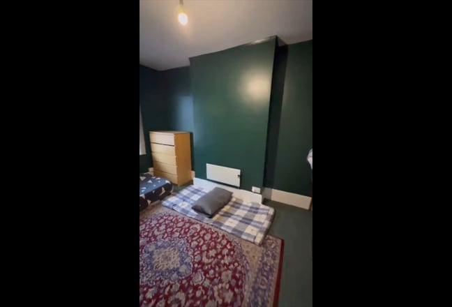 Studio Flat in Walthamstow £1,110 Main Photo