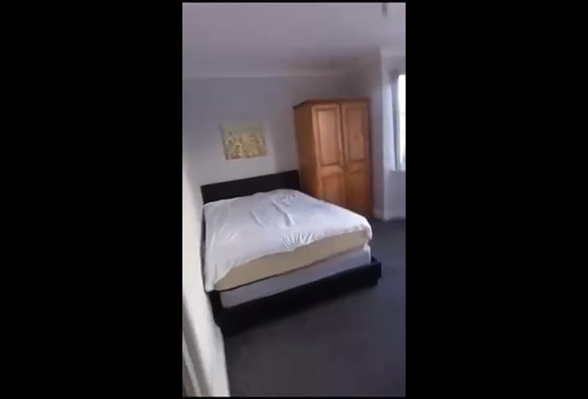 Double Room Available Main Photo