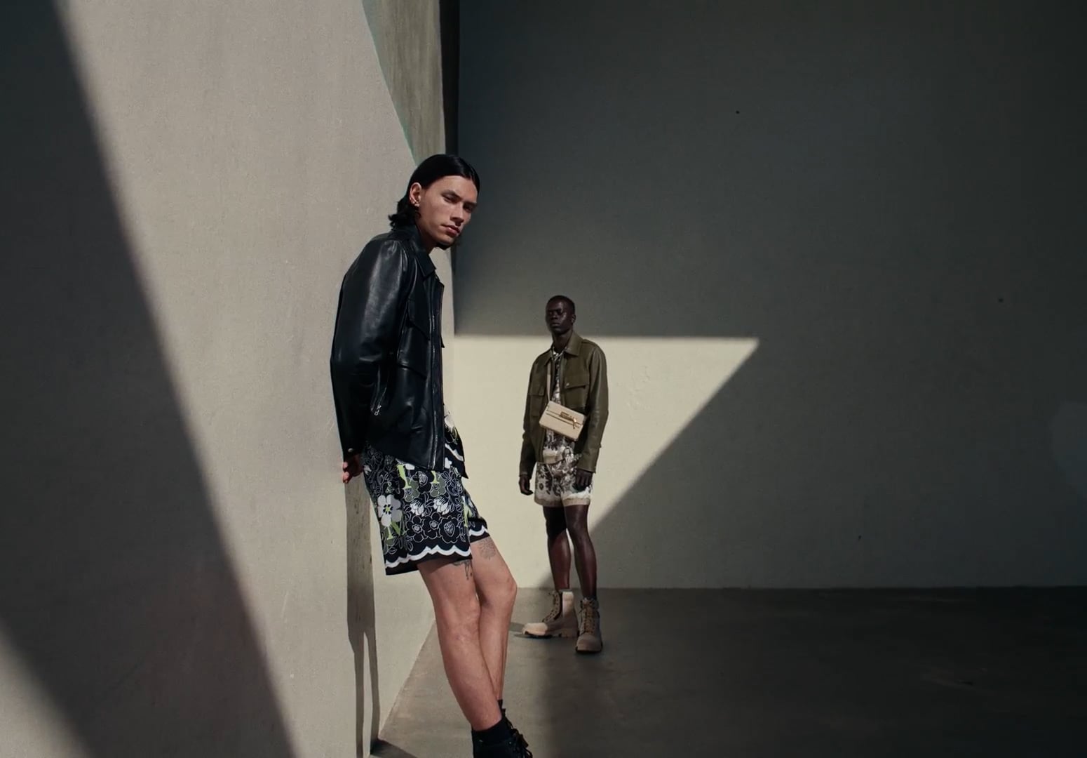 Amiri - Jonas Lindstroem