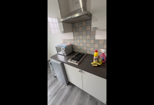 Duplex and Standard Studios Main Photo