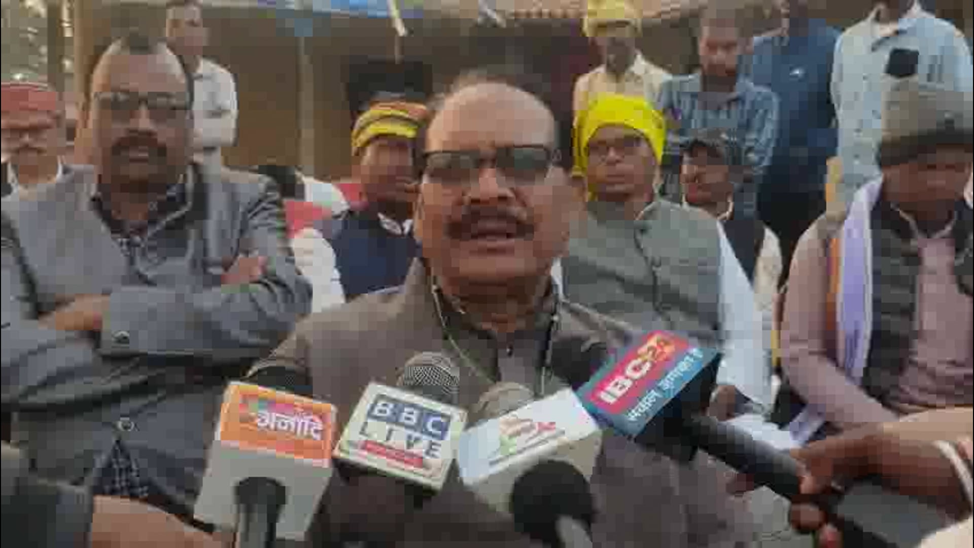  पूर्व विधायक व मंत्री डॉ.प्रेमसाय सिंह  टेकाम  ने विधायक शकुंतला सिंह पोर्ते के जाती प्रमाण पत्र को बताया फर्जी।