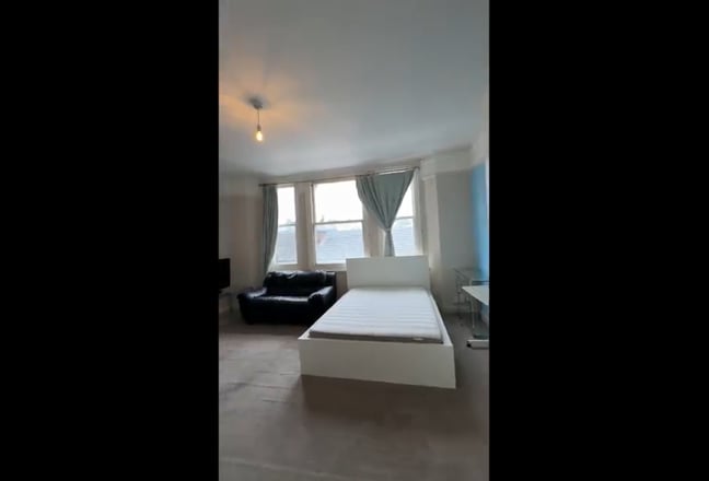 ✨Bills inc rooms nearby earl's court 🤩 Main Photo