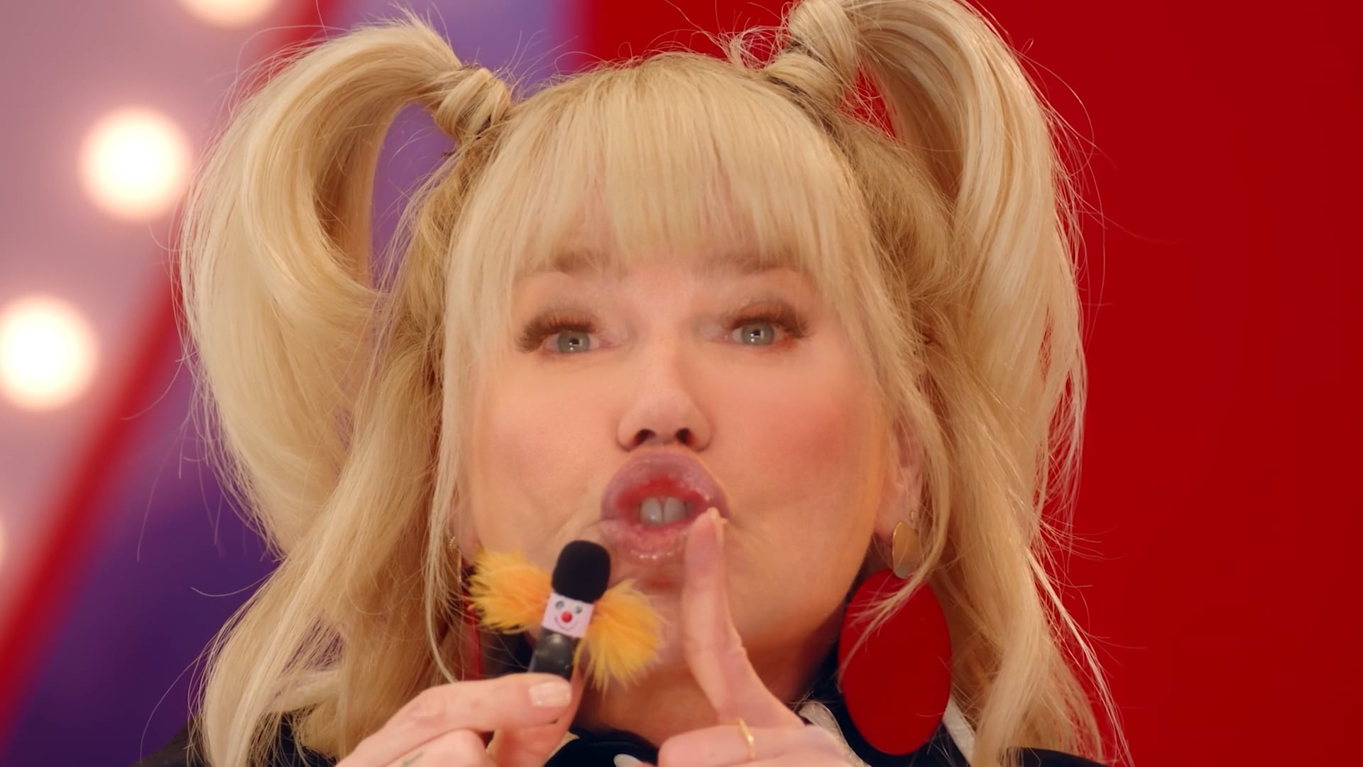 Canva /// Xuxa Só Para Adultinhos