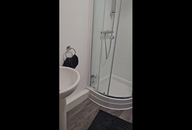 In a heart ❤️ of Witney  Main Photo