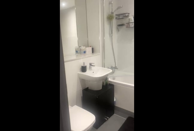 Double en-suite room  Main Photo