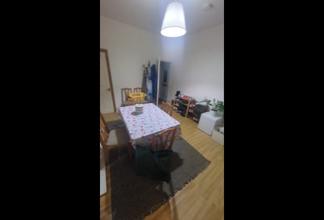 Double room in lovely girls house share! Main Photo