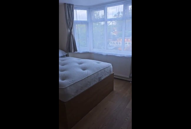 🌟Perfect Perivale Pad for Indian!🌟 Main Photo