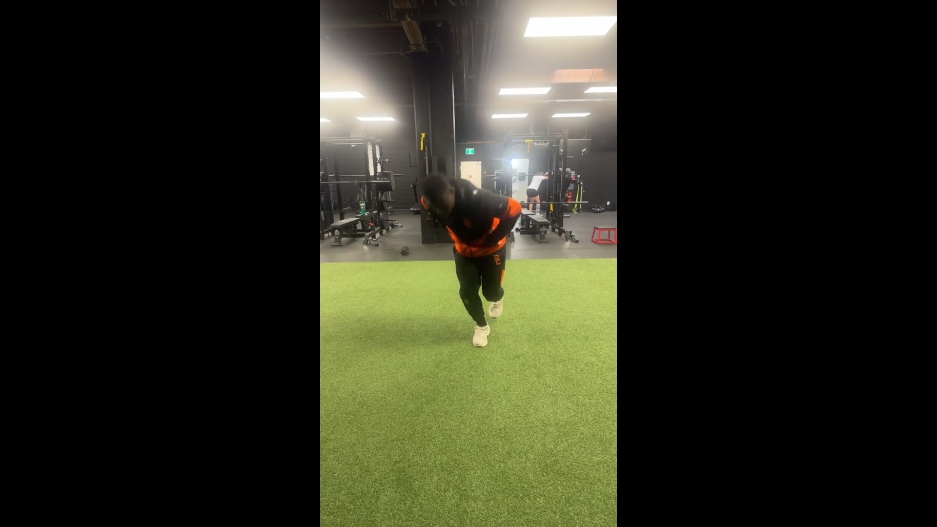 Watch micah awe's Vertical Jump: 13 inches