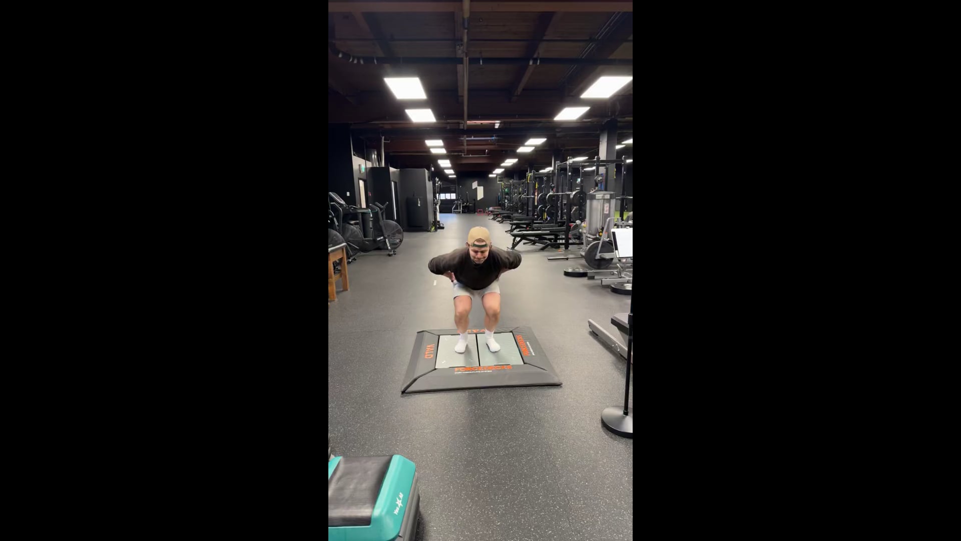 Watch PurpleShift athlete's Vertical Jump: 10 inches