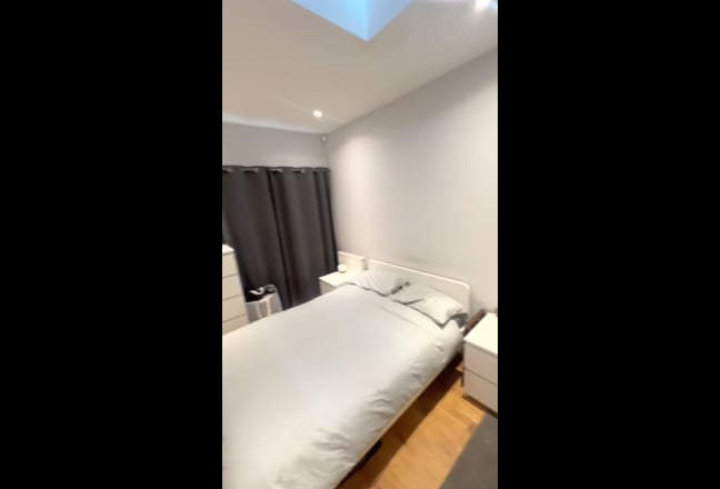 All bills - Downhills Way, N17 Main Photo