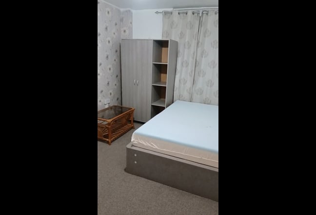 Lovely double bedroom available to rent Main Photo