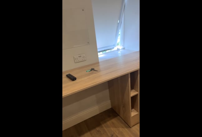 Flat H Park View  Main Photo