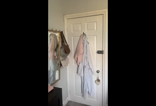 Spacious Double room - Guildford town centre  Main Photo