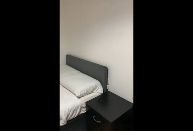Large Room To Rent For Temporary Short Stay Sublet Main Photo