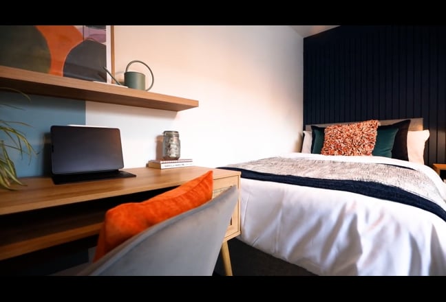 💫 Breathe Easy 🌿 Bright Friendly House Share 💕 Main Photo