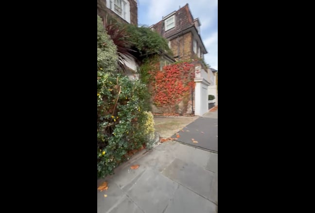 Double bedroom private bathroom Main Photo