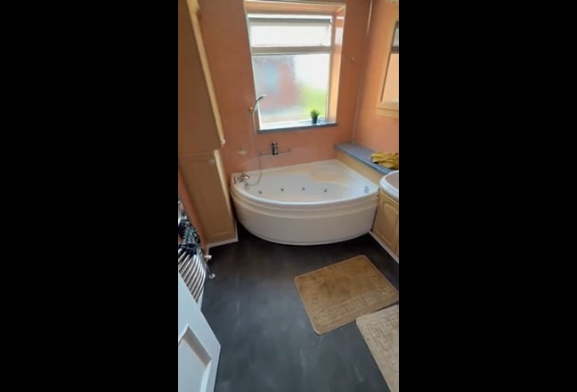 Newly Refurbished Porperty Main Photo