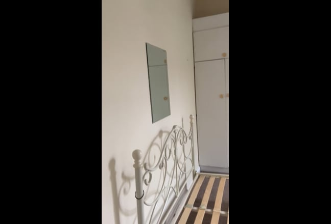 Large Double Room Available Main Photo