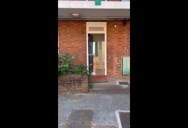 Close to London Bridge Station  1 Bed Flat Main Photo