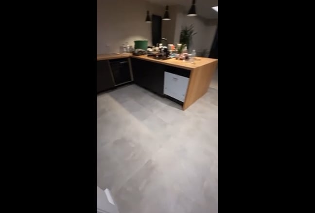 Double bedroom + office + bathroom Main Photo