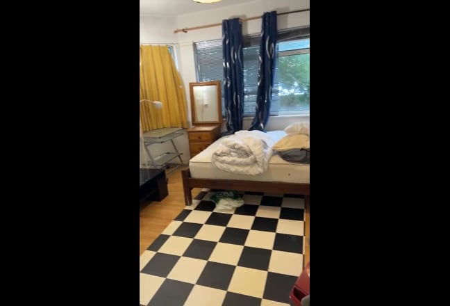 Double room in quite location Main Photo