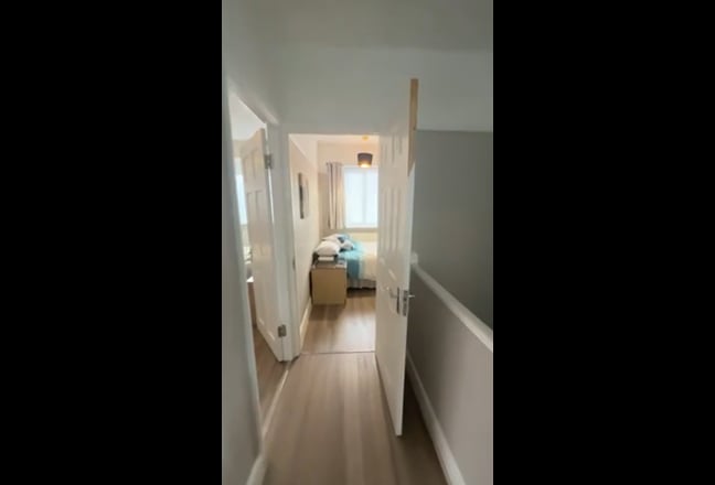 Spacious Room in south London- ***flexible rent*** Main Photo