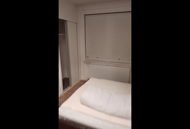 1 double room for rent Main Photo