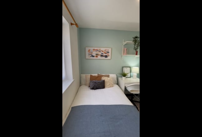 Bright Double Rooms Opposite Solent University Main Photo