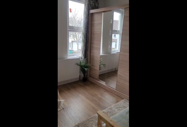 Ensuite in Harrow|Single Occ - Book Viewing Now! Main Photo