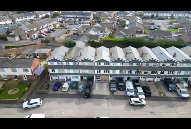 Double En-Suite Furnished Room In Women Only House Main Photo