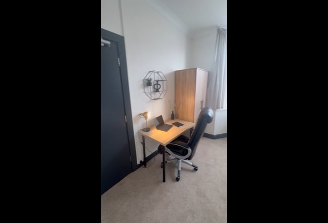 Newly Refurbished Rooms  Main Photo