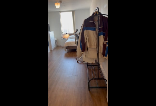 ✨ Ensuite Room in Modern 2 bed flat  Main Photo