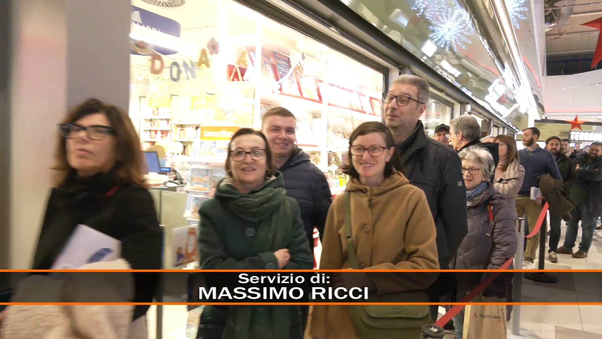 “Lo slalom più lungo”: tanti in fila per il libro di Alberto Tomba
