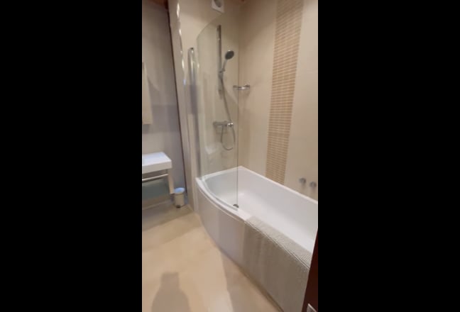 Beautiful Student/Professional Accommodation  Main Photo