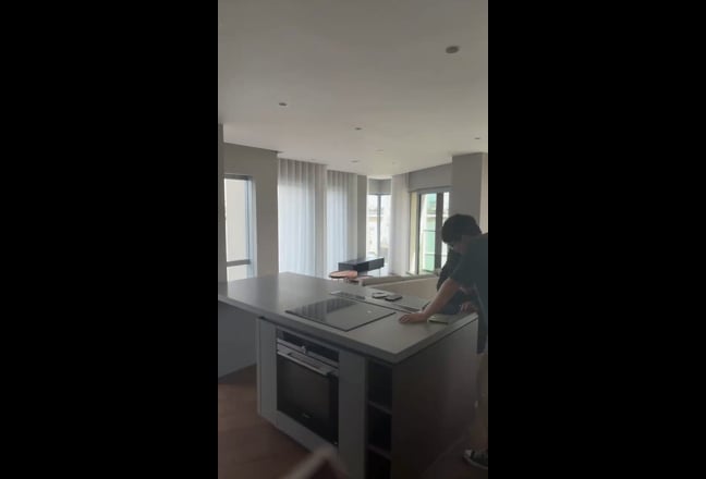 New-build apartment in North Greenwich  Main Photo