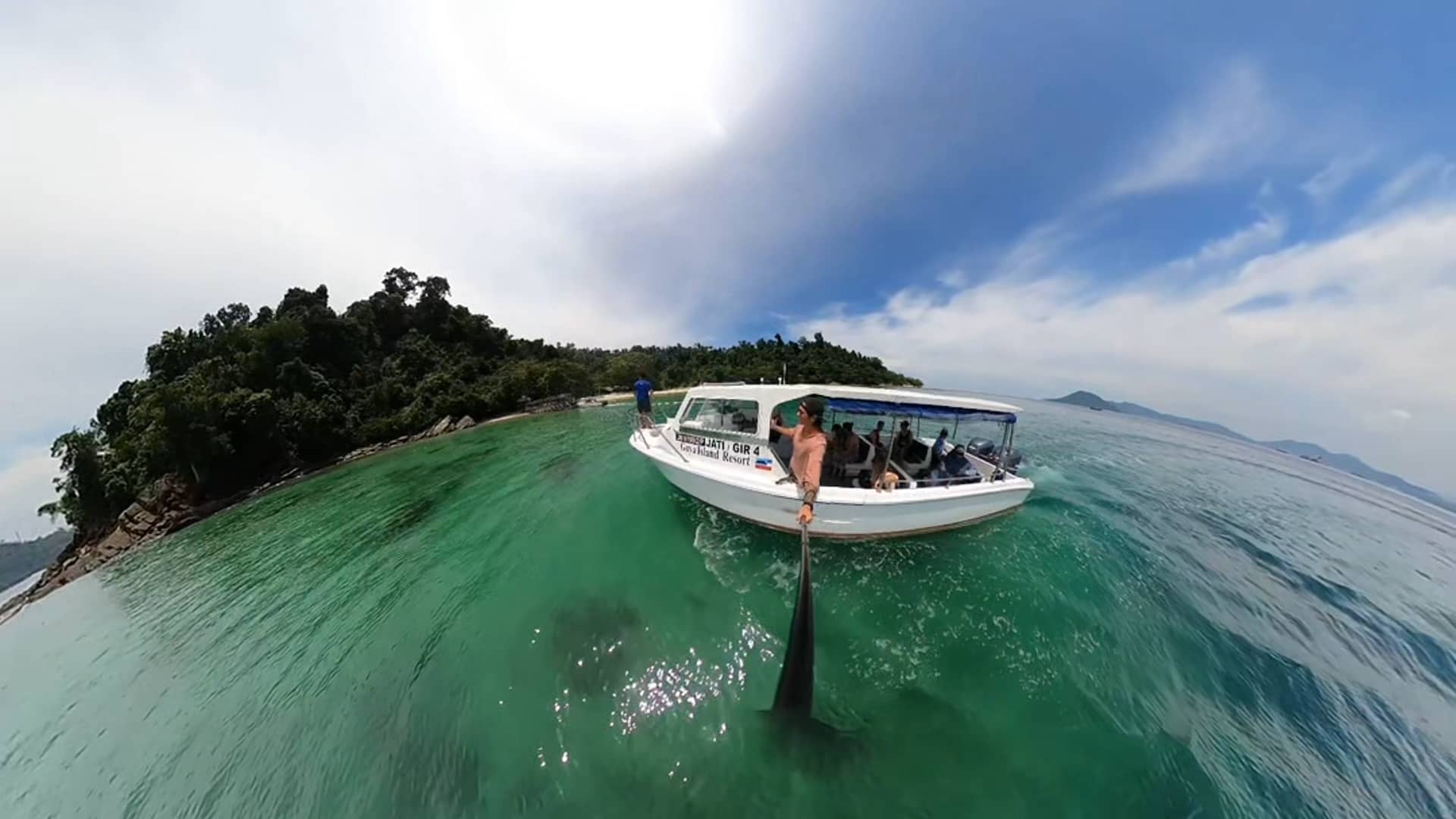 Ocean Tour: Gaya Island, Borneo