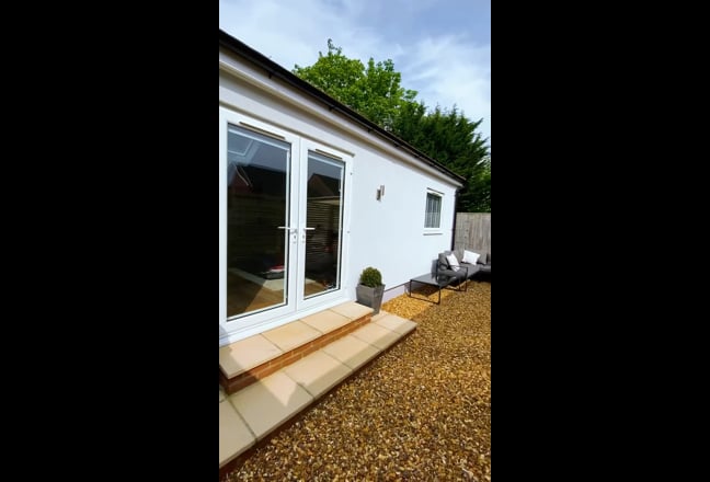 Self-Contained Annexe Apartment - Bills Included! Main Photo