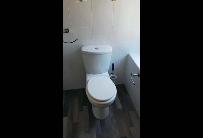  Luxurious ensuite room near city cent S2 Main Photo