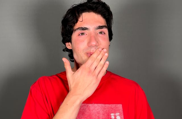 Selftape - Under (English)