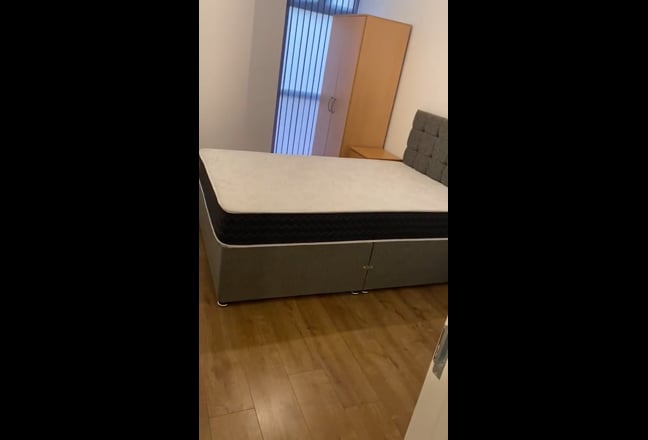 Fully furnished 2BHK FLAT, private washroom for ea Main Photo