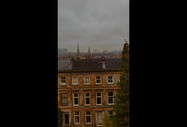 Newly refurbished flat - 12 Oakfield Avenue Main Photo