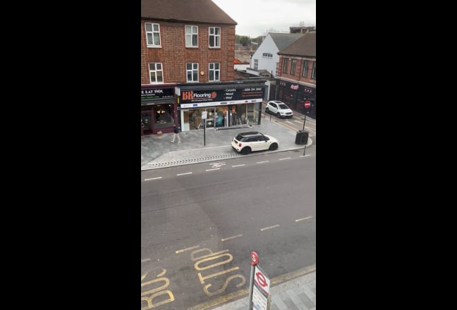 Large Room Inclusive Of Bills Main Photo