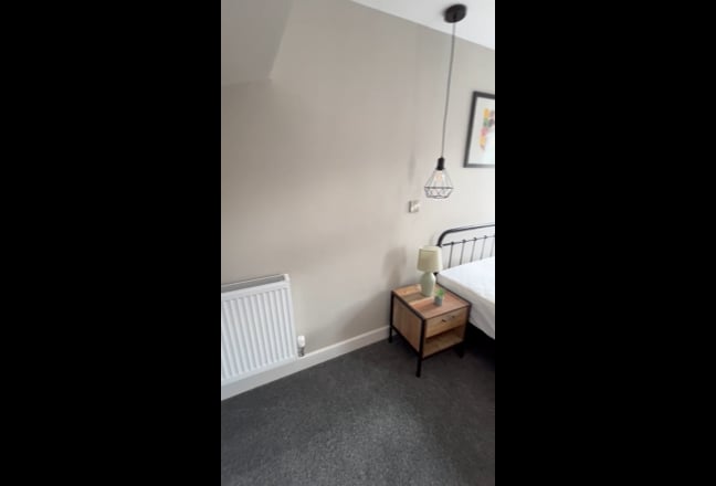 Amazing Studio in NG4 - Ready to Move in! Main Photo