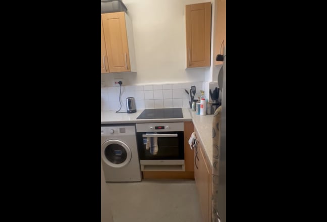 Sublet for late November to early January Main Photo